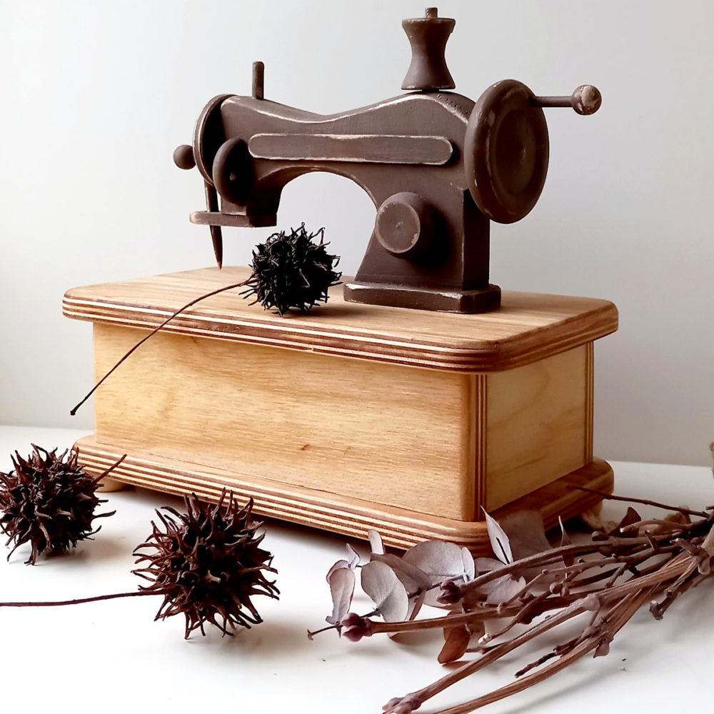 sewing machine storage box