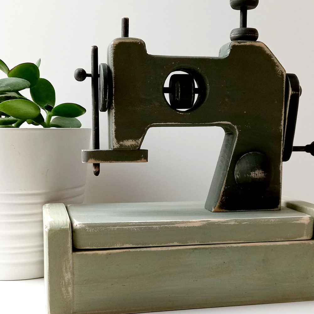 sewing machine storage box
