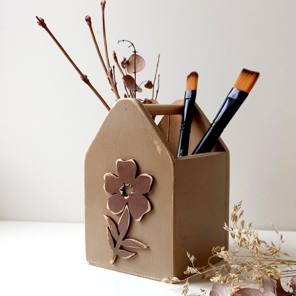 pencil holder house