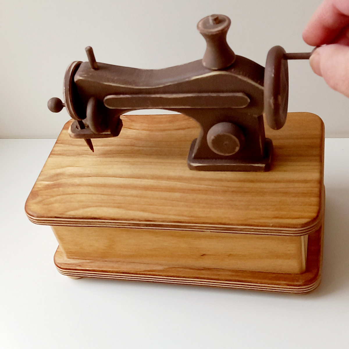 sewing machine storage box - Image 6
