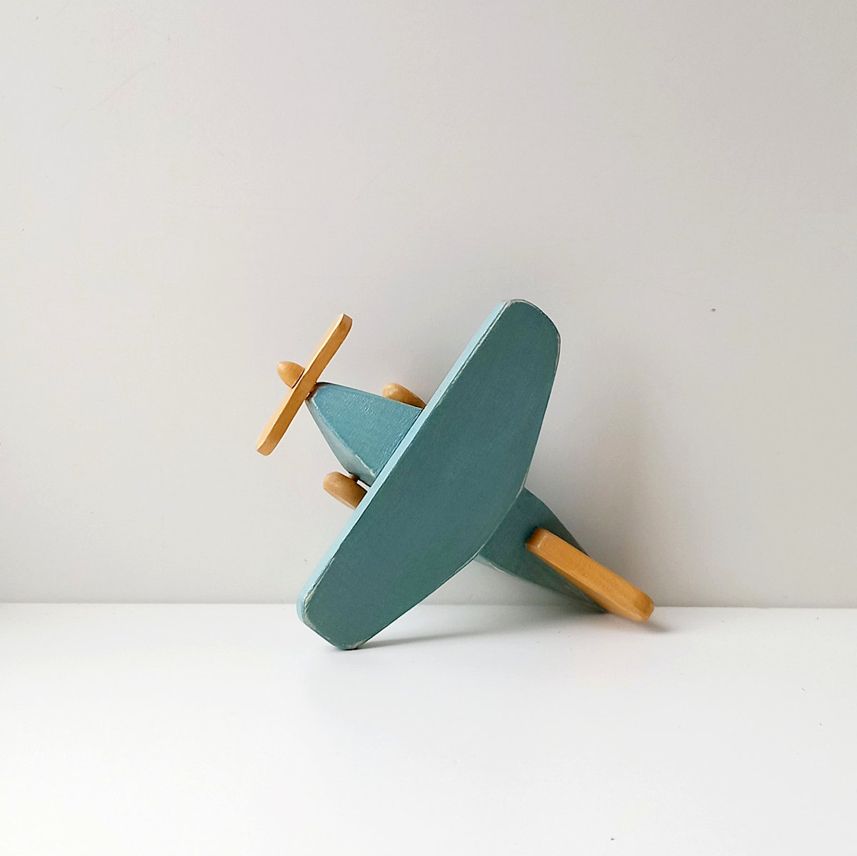 airplane 2 - Image 5
