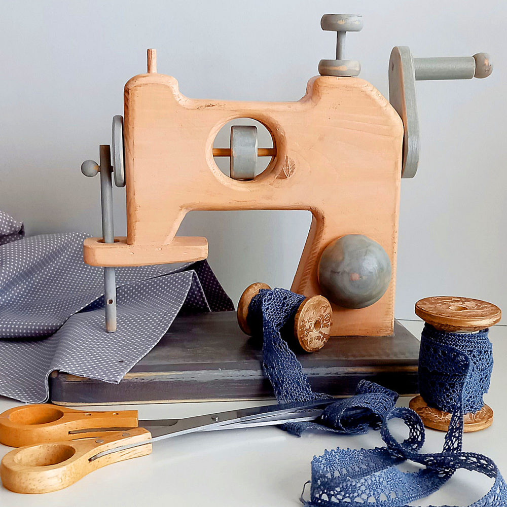 !NEW sewing machine
