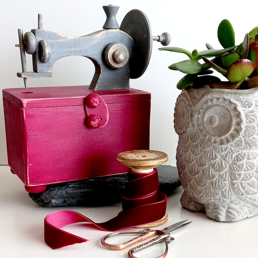 sewing machine storage box